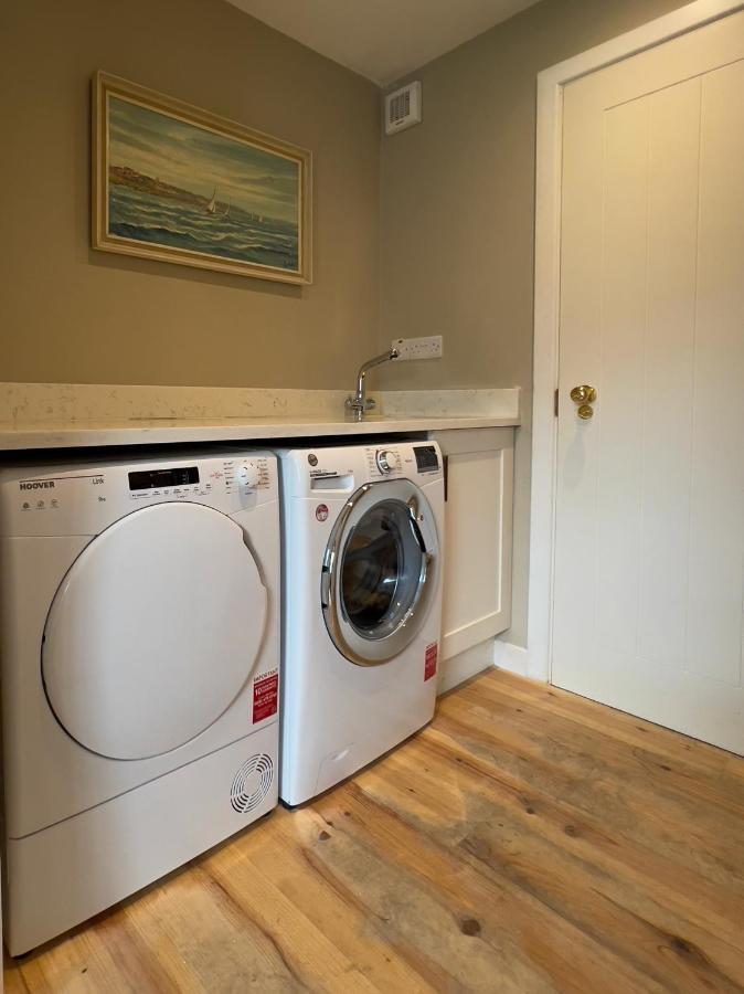 Converted Victorian Coach House With Hot Tub Stewartstown Exteriör bild