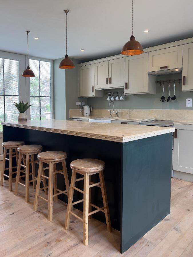 Converted Victorian Coach House With Hot Tub Stewartstown Exteriör bild